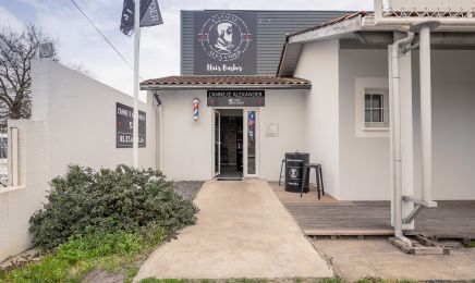 L’annexe Alexander Hair Barber  : Barbier à Libourne
