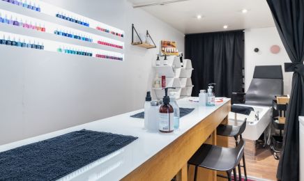 Khroma Nail Bar - Aix Bedarrides  : Manucure à Aix-en-Provence