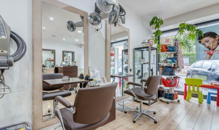 Elina B Coiffure : Coiffeur à Décines-Charpieu