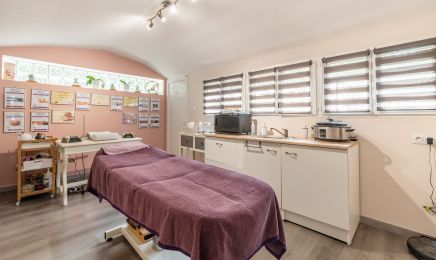 La Beauté des Reines  : Institut de beauté à Aubais