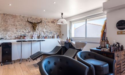 ADIVINANGE - L'Atelier Coiffure  : Saint Maximin : Coiffeur à Saint-Maximin-la-Sainte-Baume