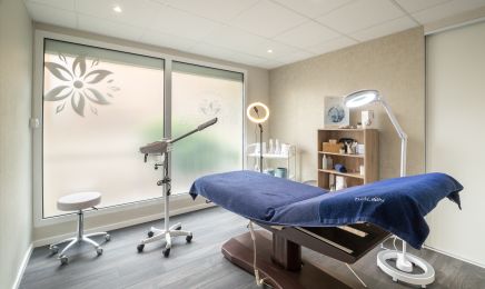 Esthetic’ A : Manucure à Pau