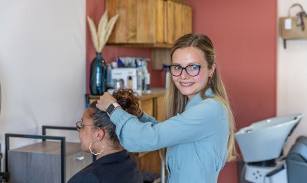 Elegance coiffure - Varennes : Manucure à Varennes-le-Grand