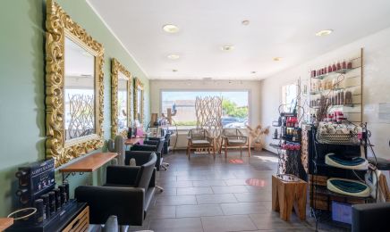 Image in : Coiffeur à Mardié