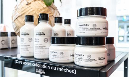 Version originale : Coiffeur à Laval