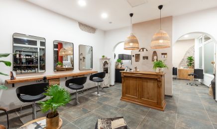Shannon Coiffeur Coloriste : Manucure à Berck
