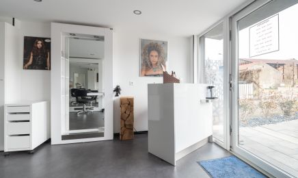 LM Coiffure  : Coiffeur à Pouilly