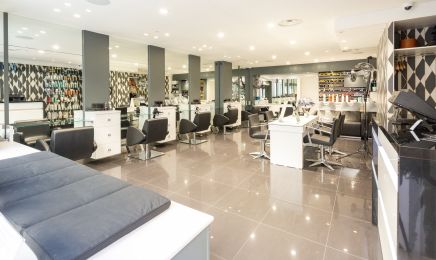 LE STUDIO BY CIPRIAN : Manucure à Paris