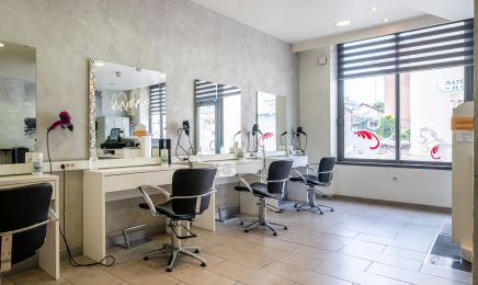 Le Petit Paris : Institut de beauté à Mirecourt