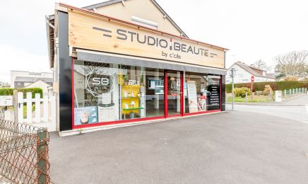 Studio beauté by c’cils : Manucure à Condé-sur-Vire