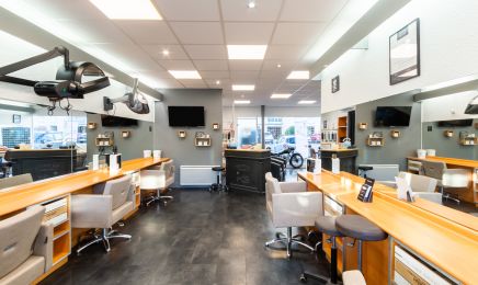 Viva La Vie - Bastille Coiffure - Tours Montjoyeux  : Coiffeur à Tours