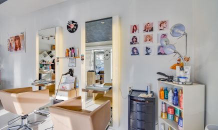 N'R Coiffure Unis dans l'élégance : Coiffeur à Toulouse