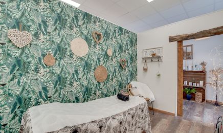 Pourquoi Pas : Manucure à Montayral