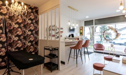 Barbara Beauty  : Manucure à Mérignac