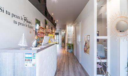 Les Re belles institut : Manucure à Agen