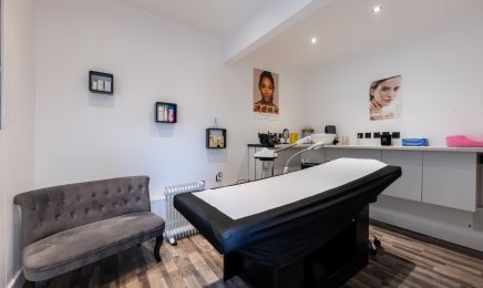 SK Prestige : Institut de beauté à Vitrolles