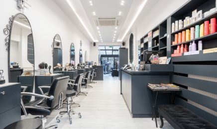 M-Ka Coiffures  : Barbier à Courbevoie