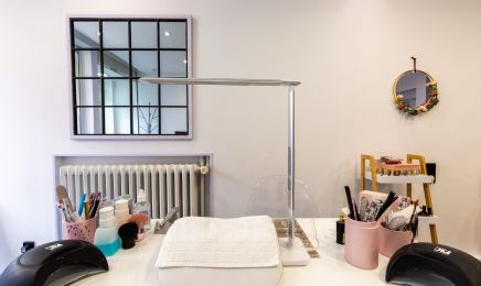 Sur Un Cil : Manucure à Saint-Just-en-Chaussée