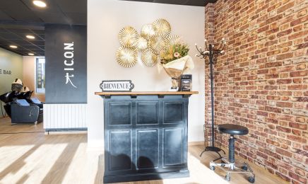 Laura Artisan Coiffeur  : Coiffeur à Périers