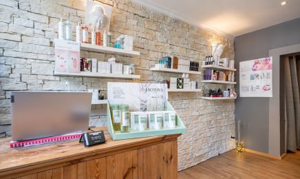 Institut Eglantine  : Manucure à Nancy