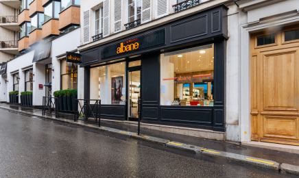 Camille Albane - Paris 16 - 4 rue de la Tour : Coiffeur à Paris