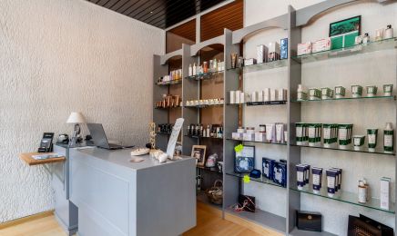 Mahoa Institut  : Manucure à Arcachon
