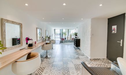 Hair & Extension : Manucure à La Valette-du-Var