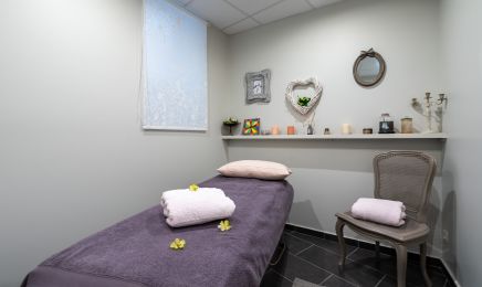 L’Essentiel Beauté  : Manucure à Sète