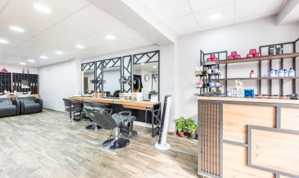 Yass Coiffure : Institut de beauté à Alfortville