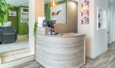 Eloni Jordan : Coiffeur à Igny