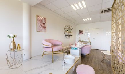 La beauté by ona  : Manucure à Saint-Raphaël