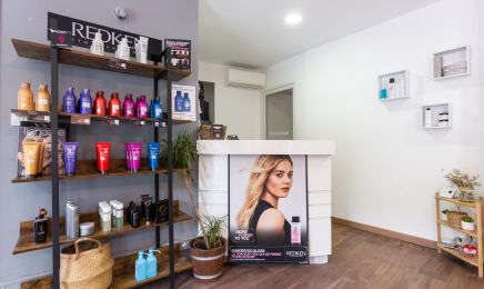 Les ciseaux de Laura  : Coiffeur à Mirabeau