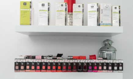 Le Loft Bordeaux - Coiffure - Institut de beauté : Manucure à Bordeaux