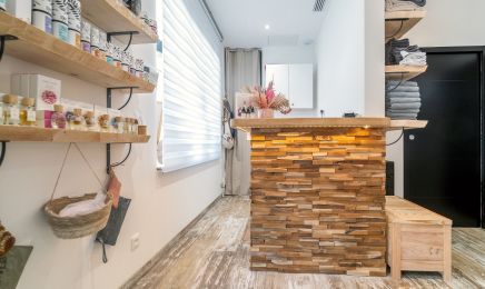 Emilie Esthetique  : Manucure à Cessenon-sur-Orb