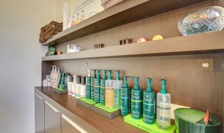 Armonia C  : Coiffeur à Paris