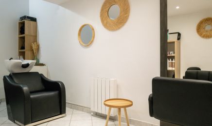 Authentic beauty : Coiffeur à Orgeval