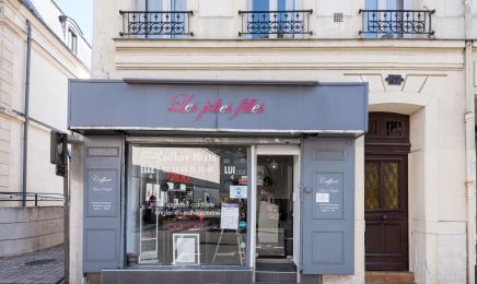 Hair Story - Les Jolies Filles  : Coiffeur à Villejuif