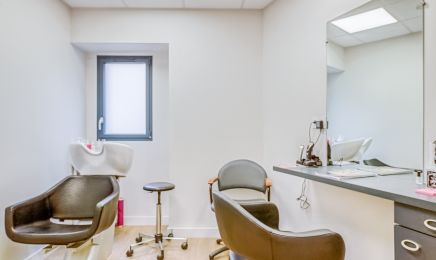 Joubert B & G : Barbier à Laval