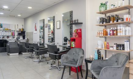 MC Coiffure  : Manucure à Saint-Maximin-la-Sainte-Baume
