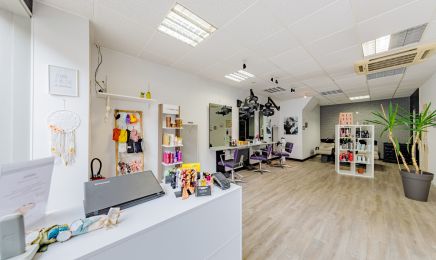 L’univers de Laura  : Coiffeur à Gueugnon