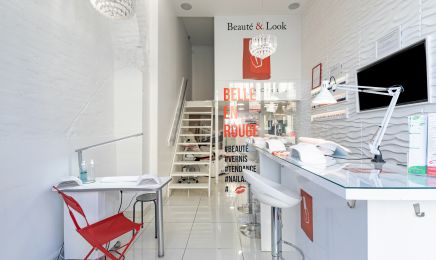 Beauté et Look « Le Bar à Ongles » : Manucure à Grenoble