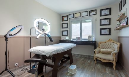 Mélanie RENDU - Maquillage Permanent : Institut de beauté à Saint-Samson