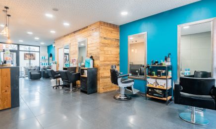 Le salon de tina : Coiffeur à Valence