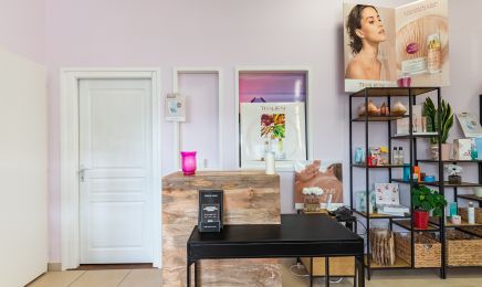 Institut Esprit Beauté  : Manucure à Gémozac