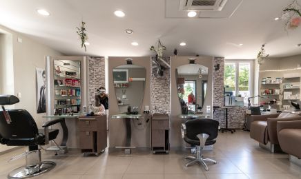 Elegance Coiffure  : Coiffeur à Sennecey-le-Grand
