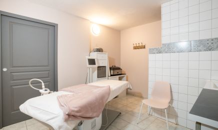 Institut Esthémince : Manucure à Sainte-Bazeille