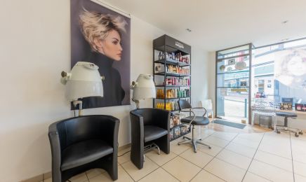 Julie Coiffure : Coiffeur à Lorient