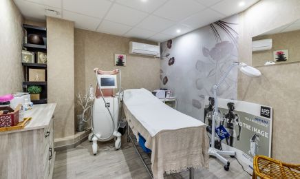 Laurina Institut  : Manucure à Hyères