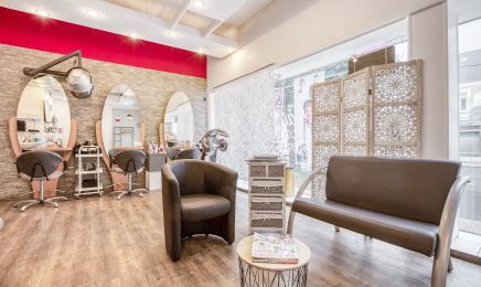 Ciseaux dans l'hair  : Coiffeur à Châteauroux
