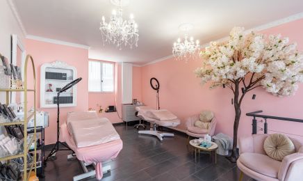 Look my cils : Manucure à Clamart